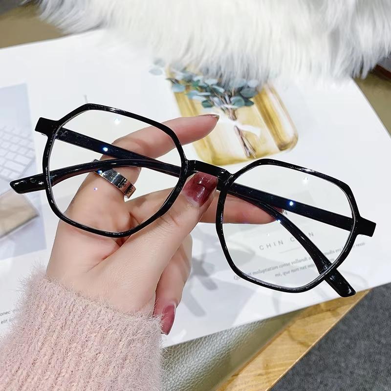 UV Elegant Eye Glasses for men & women